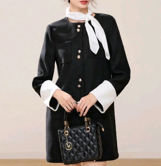 Women's Elegant Christmas Round Neck Long Sleeve Jacket, Ball Gown Attire - Picture 3 of 4